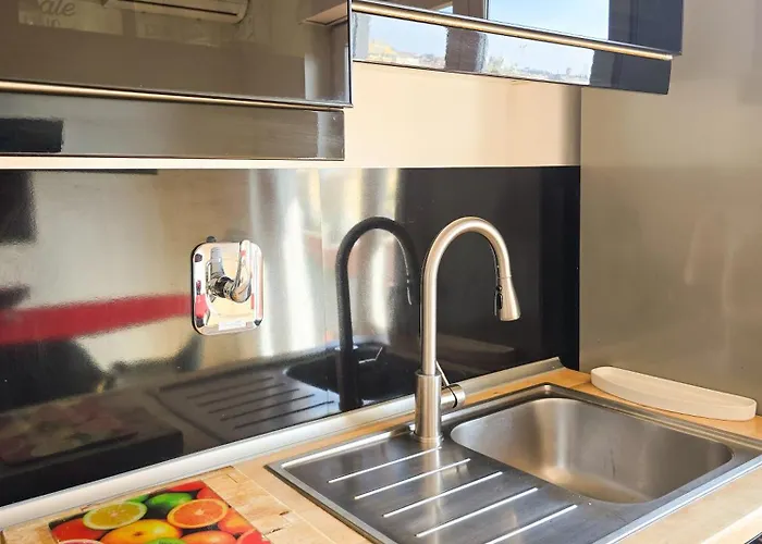 Panoramic Sunset Terrace Attic Apartment